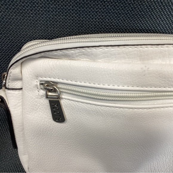 ROOTS handbag - Picture 3 of 4